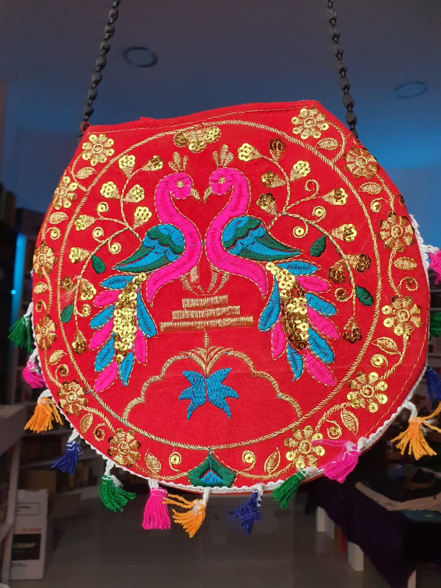 bolso hindú rojo