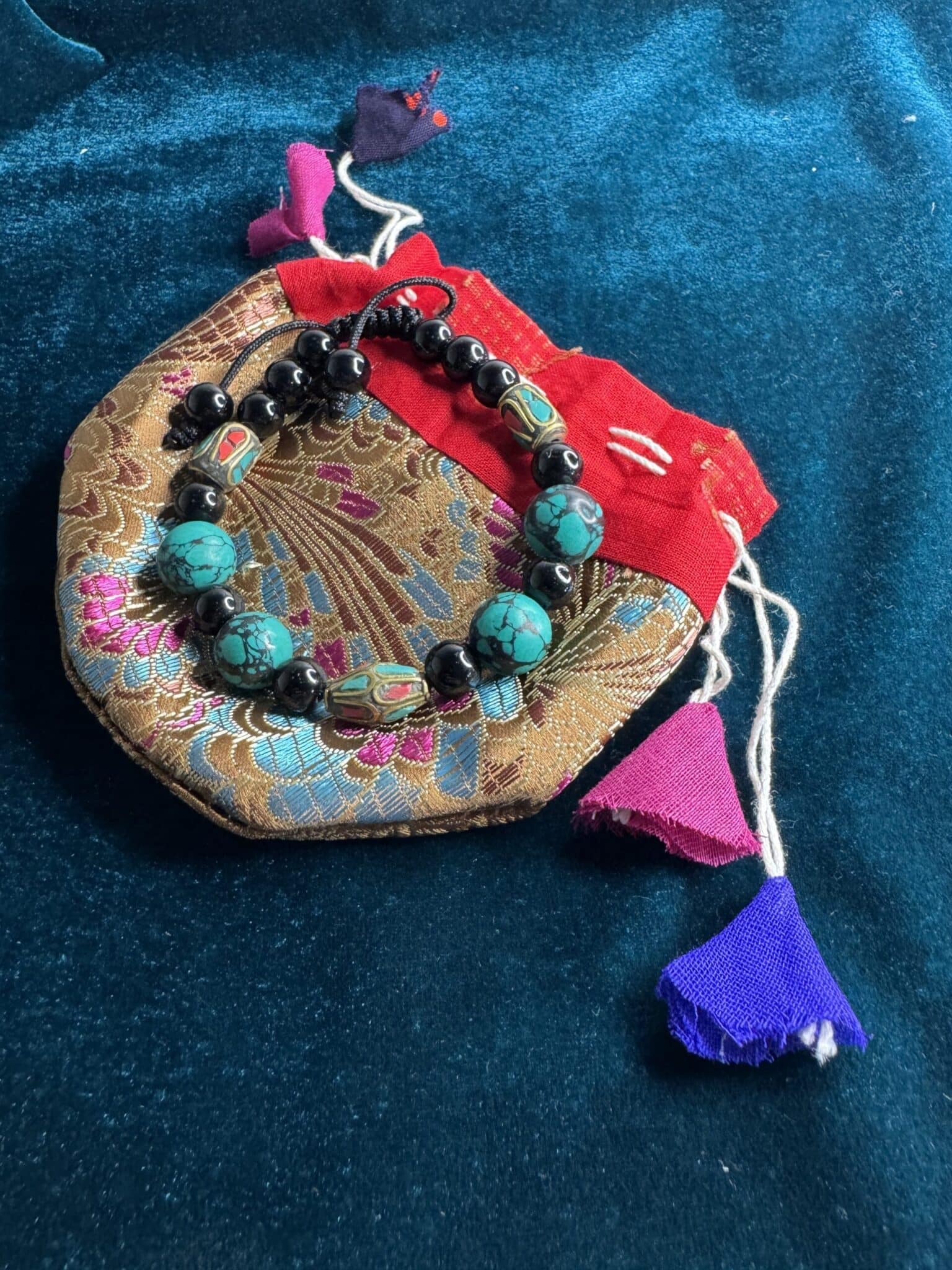 Pulsera turquesa/coral/agata negra