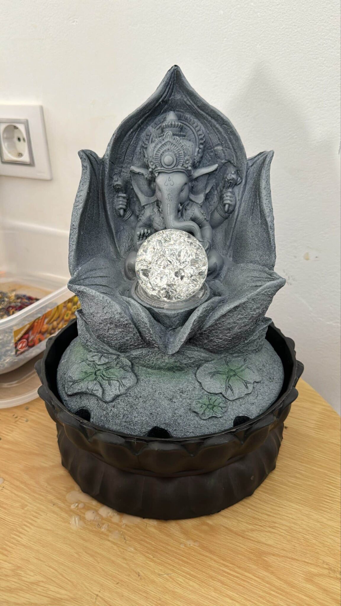 Fuente resina ganesha 30 cm