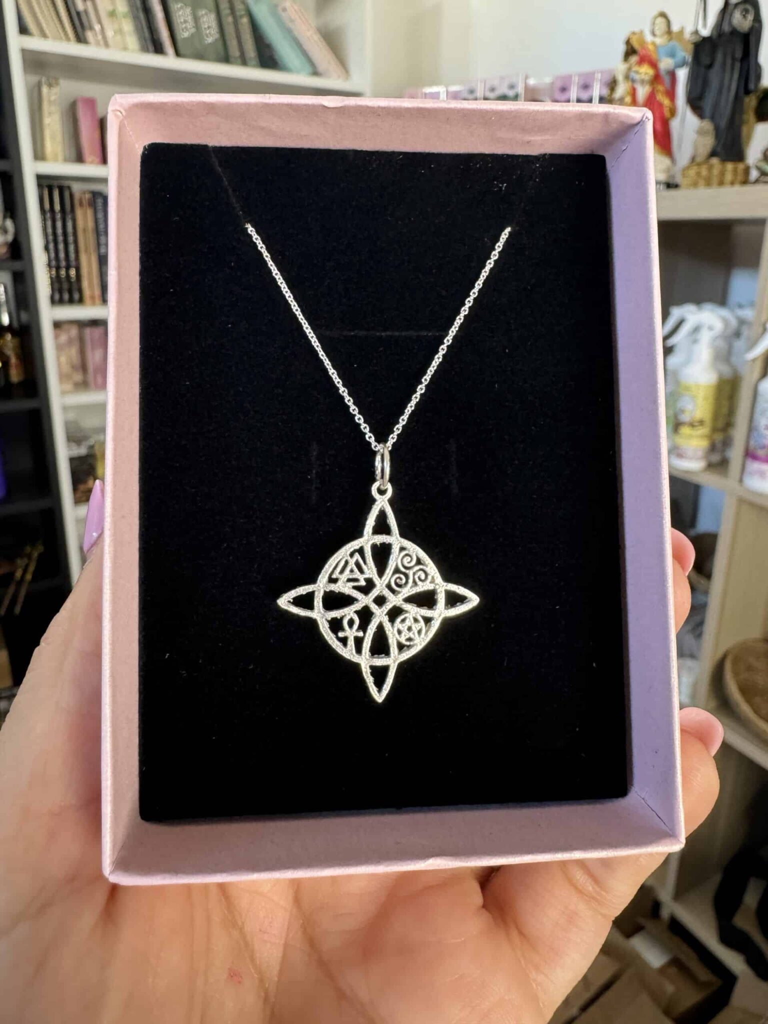 Colgante 5 talismanes plata de ley