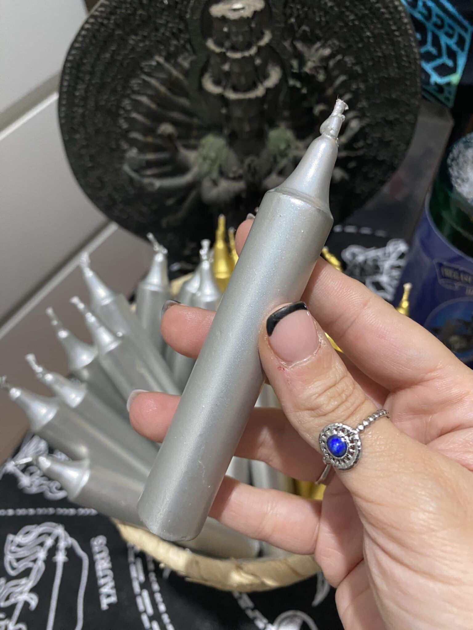 Vela petición plateada