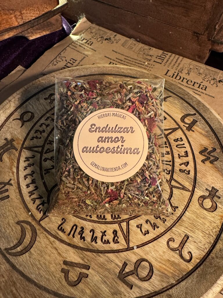 Hierbas consagradas endulzar/amor/autoestima