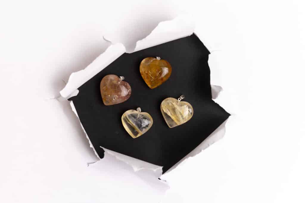 Colgante corazon cuarzo sanador