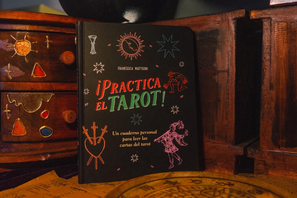 Libro practíca el tarot