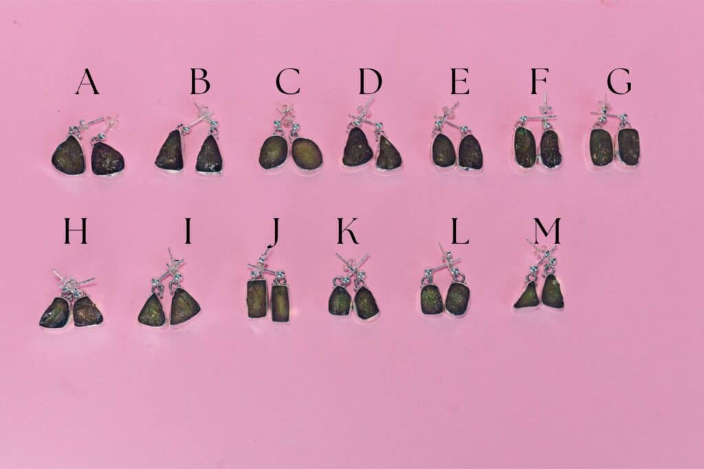 Pendientes moldavita