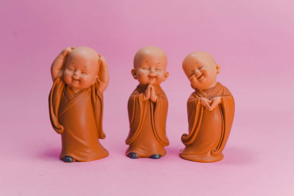kit budhas rezando 8 cm