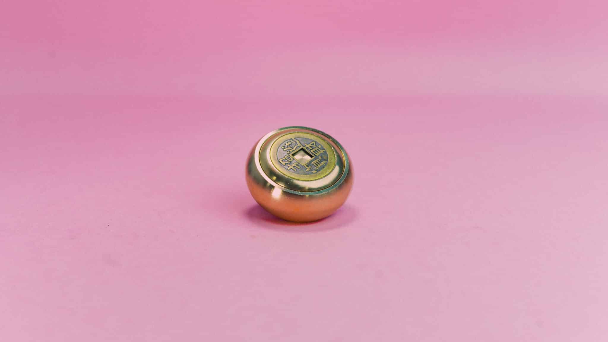 moneda feng shui giratoria