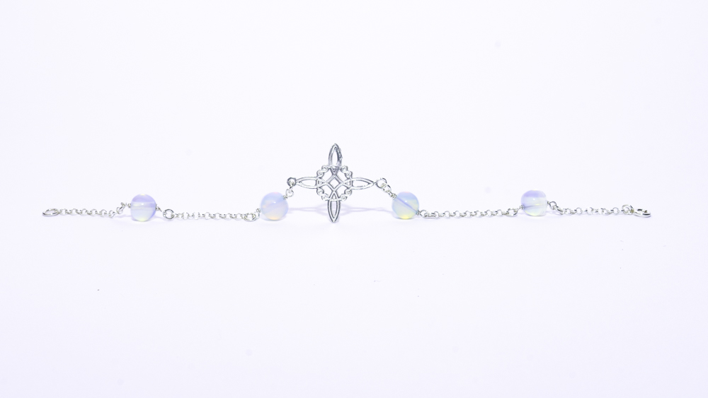 pulsera plata nudo de bruja y opalina activada
